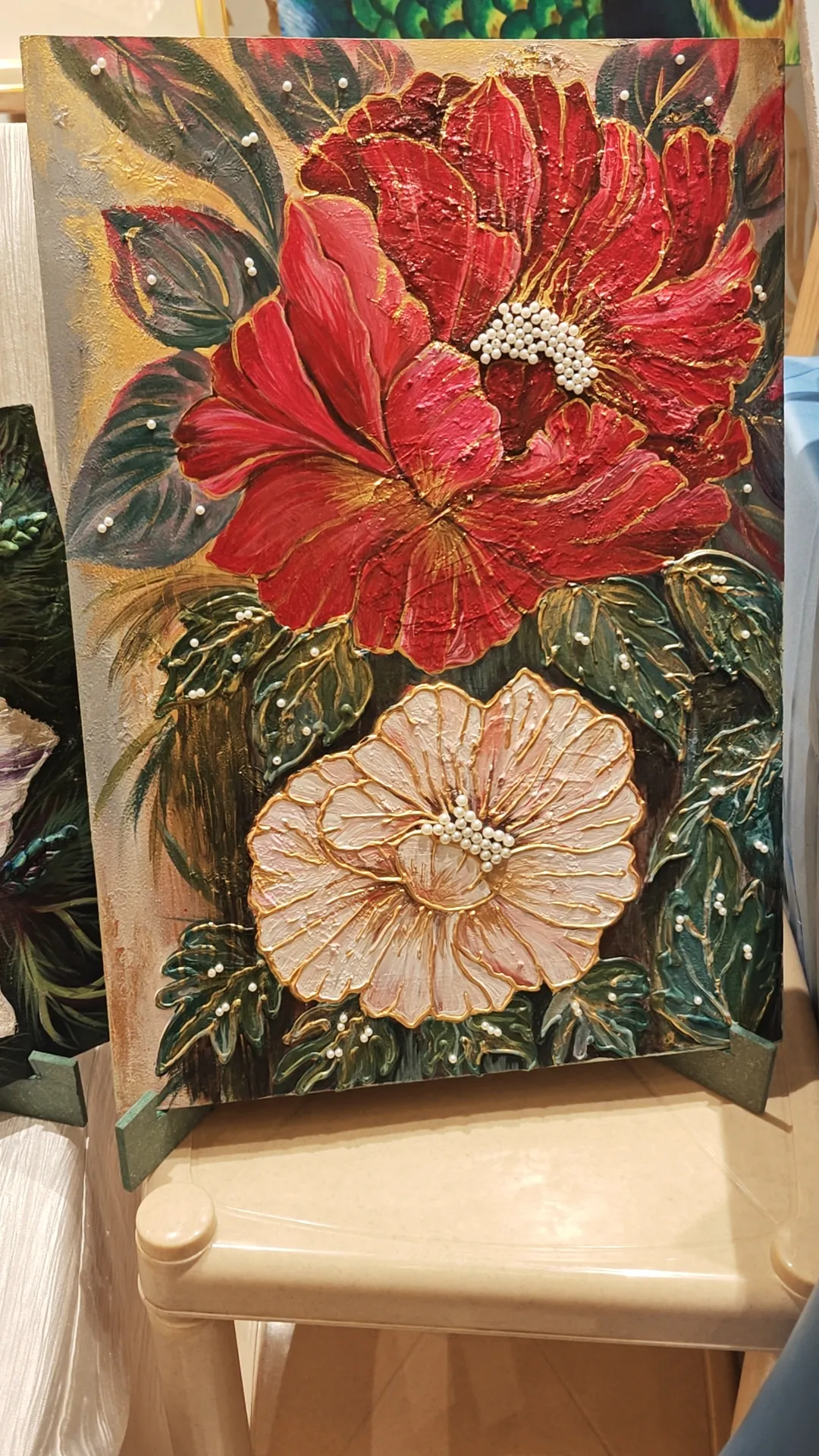 GOLDEN BLOSSOM OF ELEGANCE - View 3
